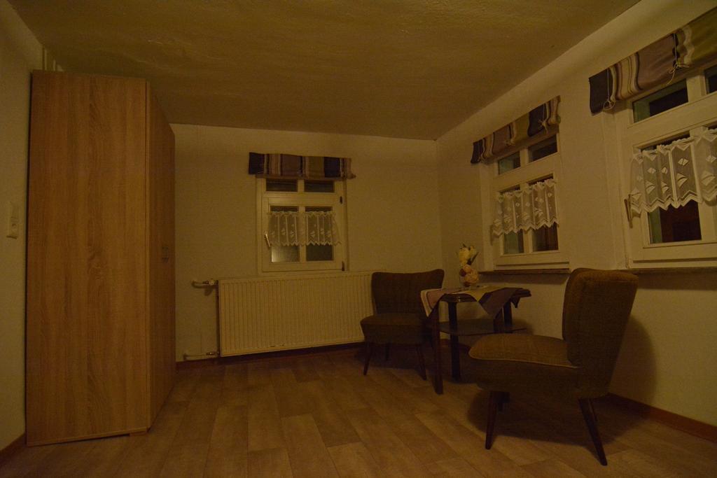 Traditionsgasthof Zum Luedertal Bimbach ภายนอก รูปภาพ